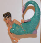 Miss Shell has a nice color to her. I like her pose. Not too much else to say. 